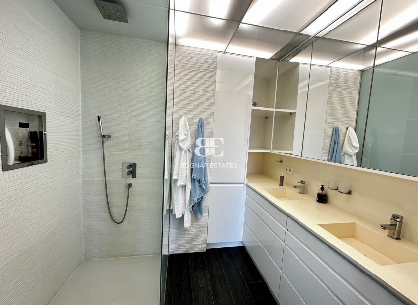 Herverkoop - apartment -
Guardamar del Segura