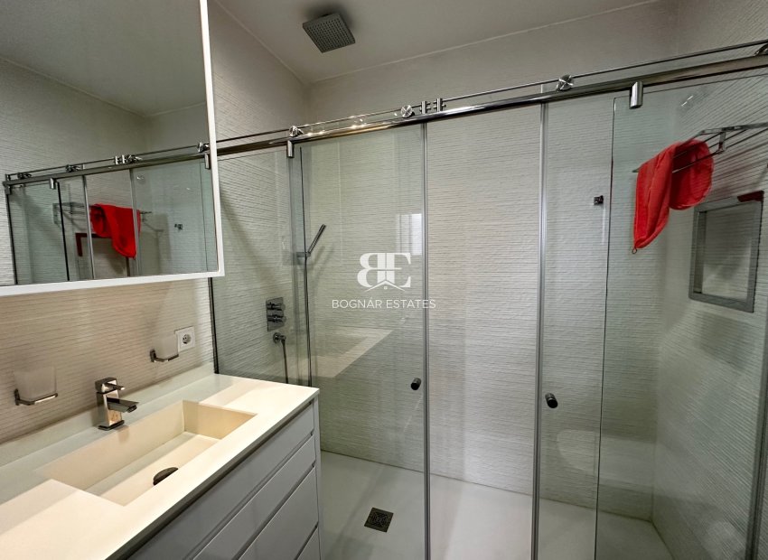 Herverkoop - apartment -
Guardamar del Segura