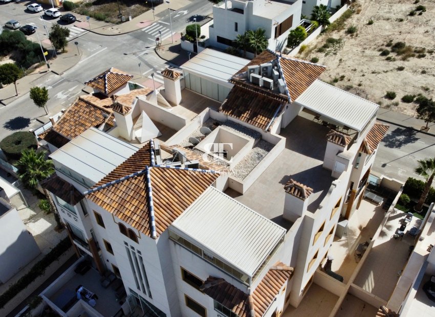 Herverkoop - apartment -
Guardamar del Segura