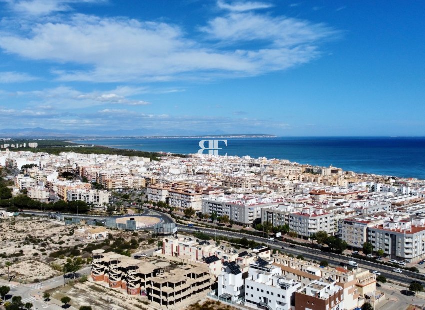 Herverkoop - apartment -
Guardamar del Segura