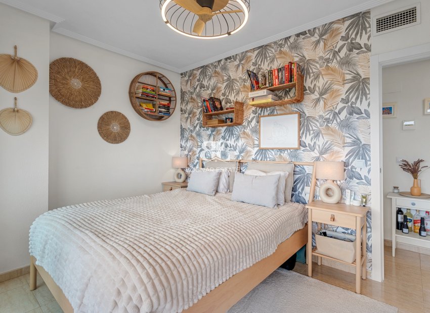 Herverkoop - apartment -
Guardamar del Segura