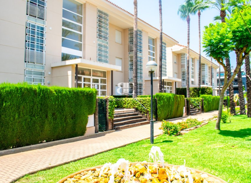 Herverkoop - apartment -
Jávea - El Arenal