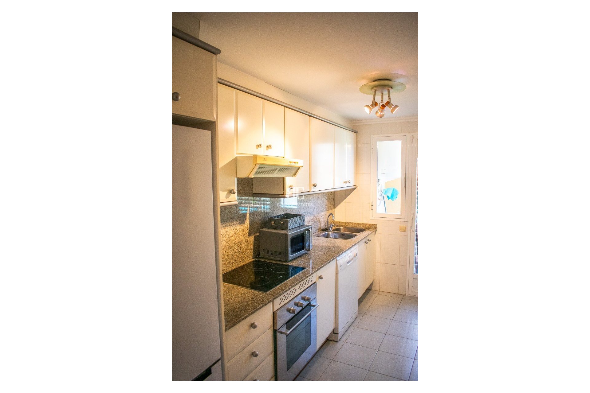 Herverkoop - apartment -
Jávea - El Arenal
