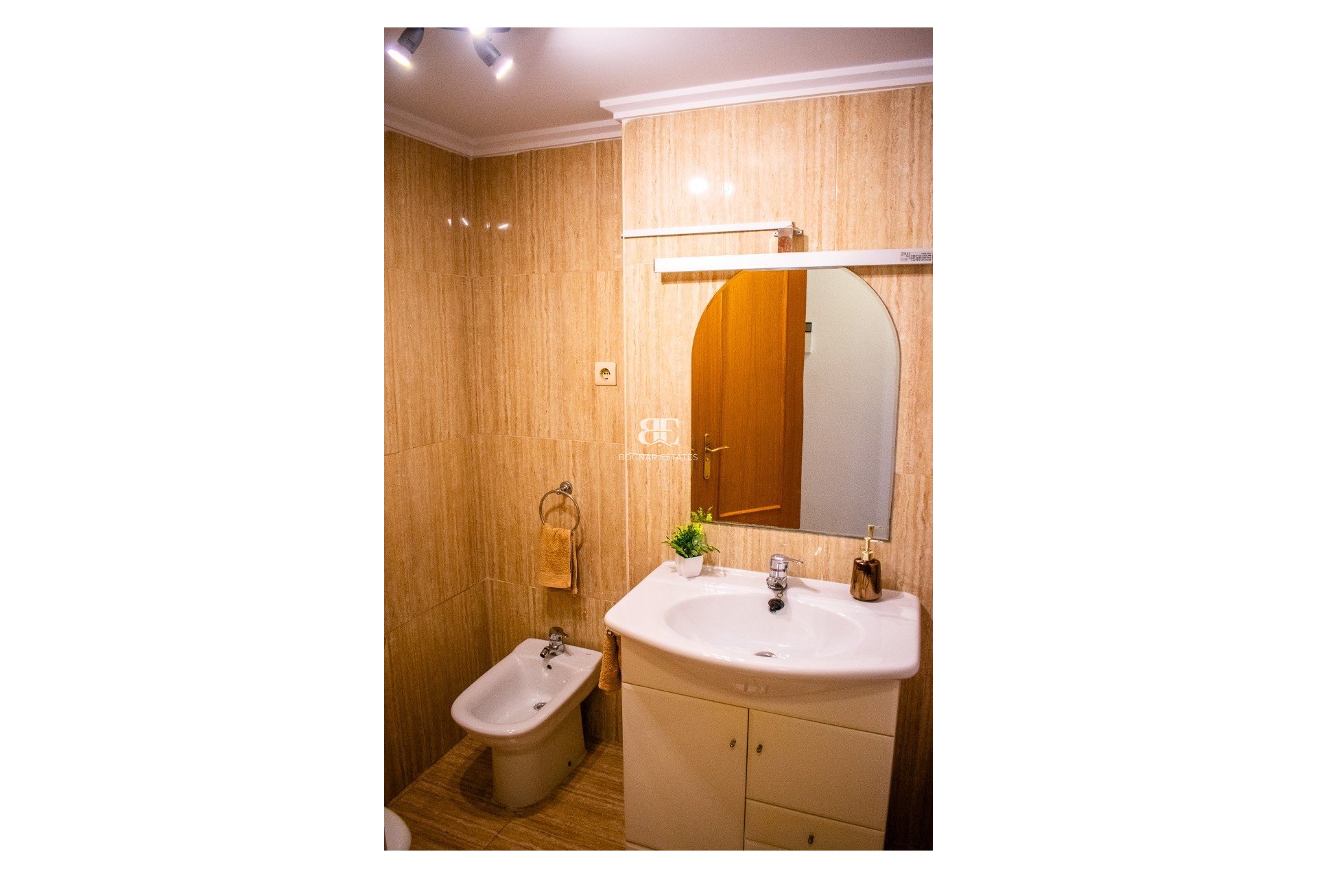 Herverkoop - apartment -
Jávea - El Arenal