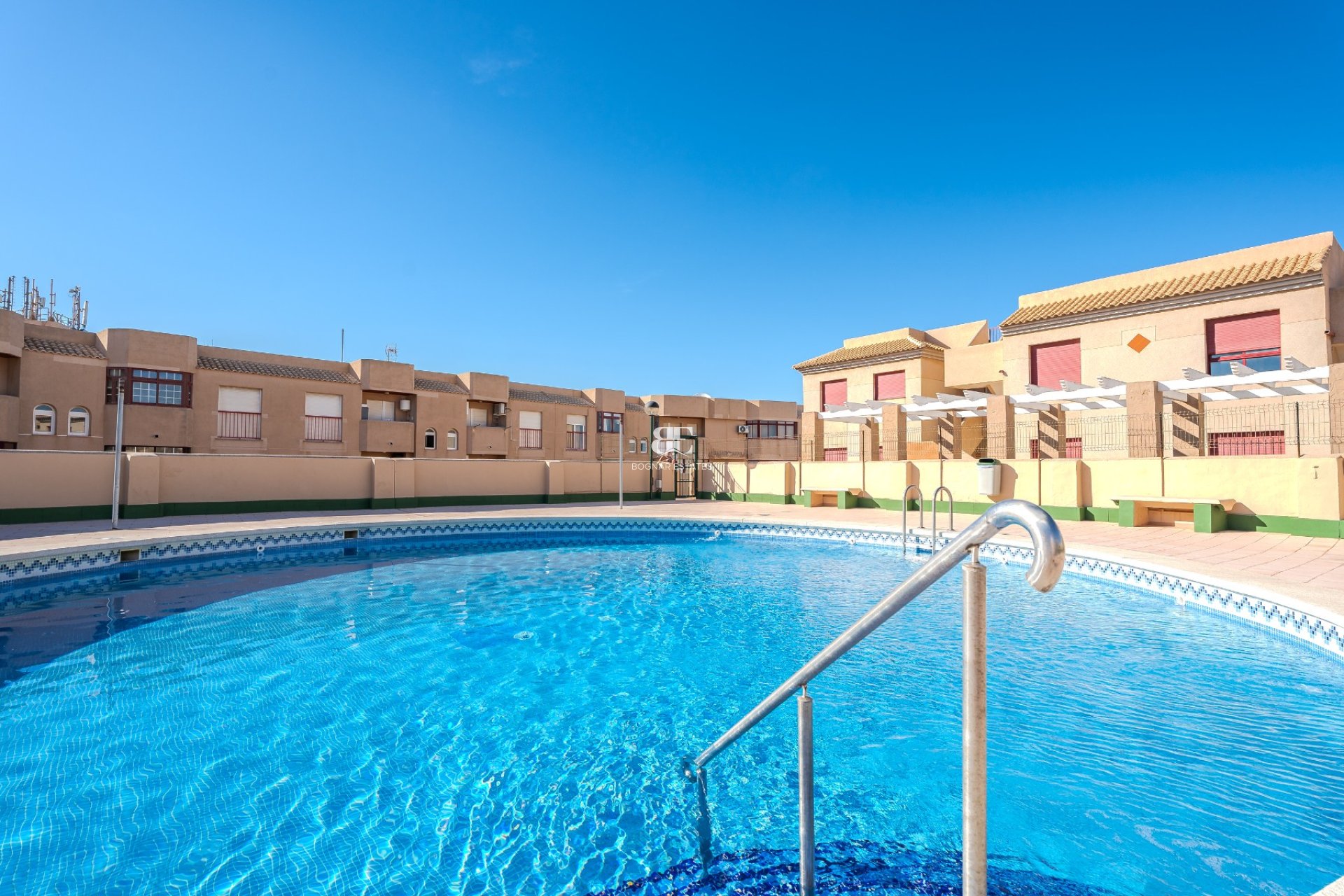 Herverkoop - apartment -
La Manga del Mar Menor - Urb. El Ancora