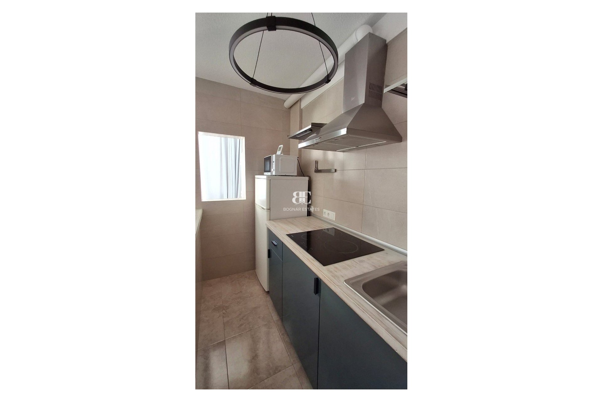 Herverkoop - apartment -
La Mata - Playa