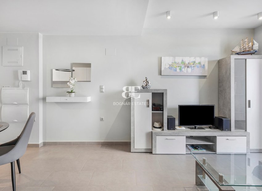 Herverkoop - apartment -
La Mata - Playa