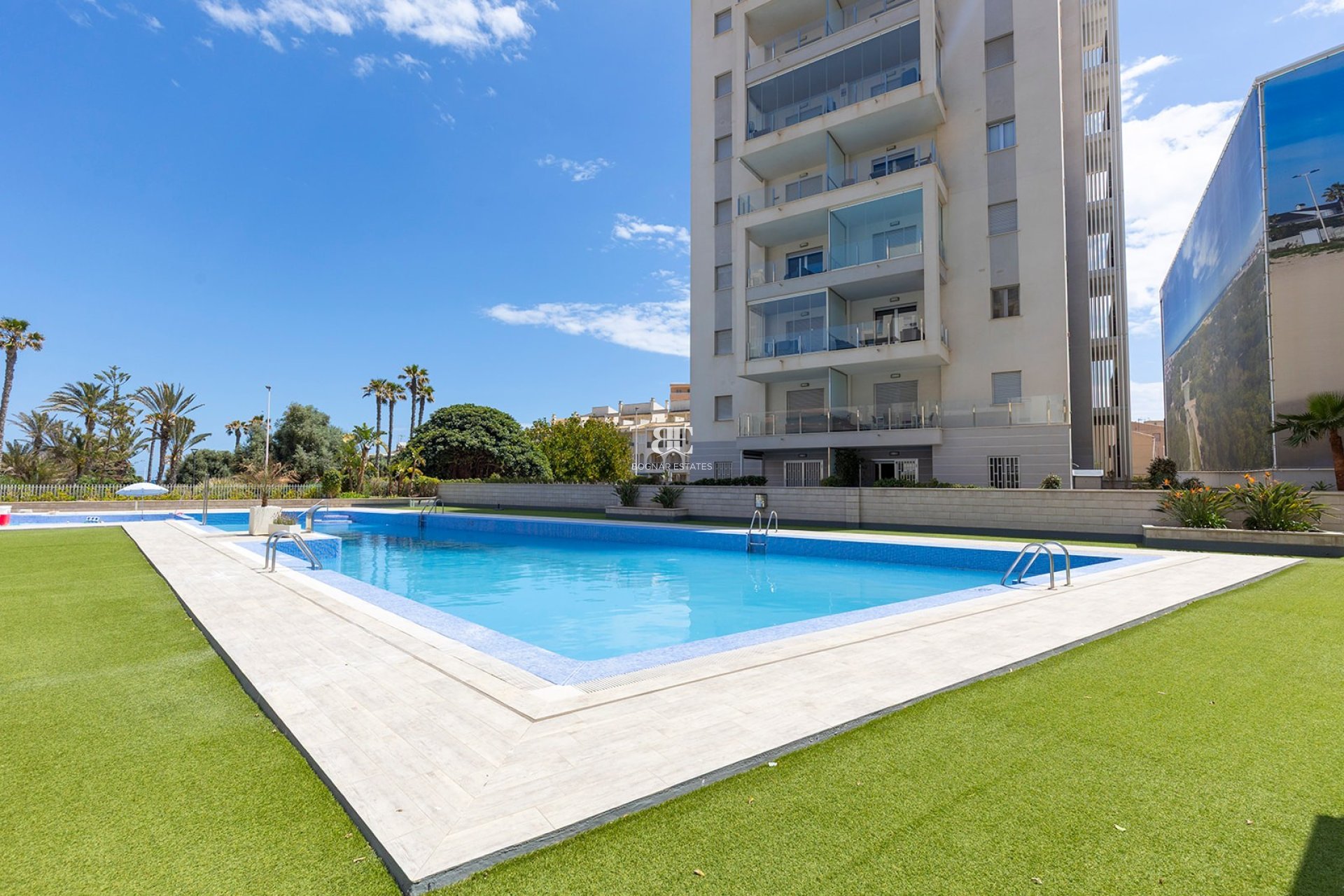Herverkoop - apartment -
La Mata - Playa