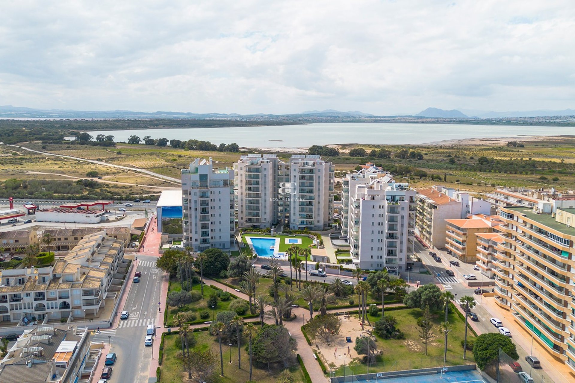 Herverkoop - apartment -
La Mata - Playa