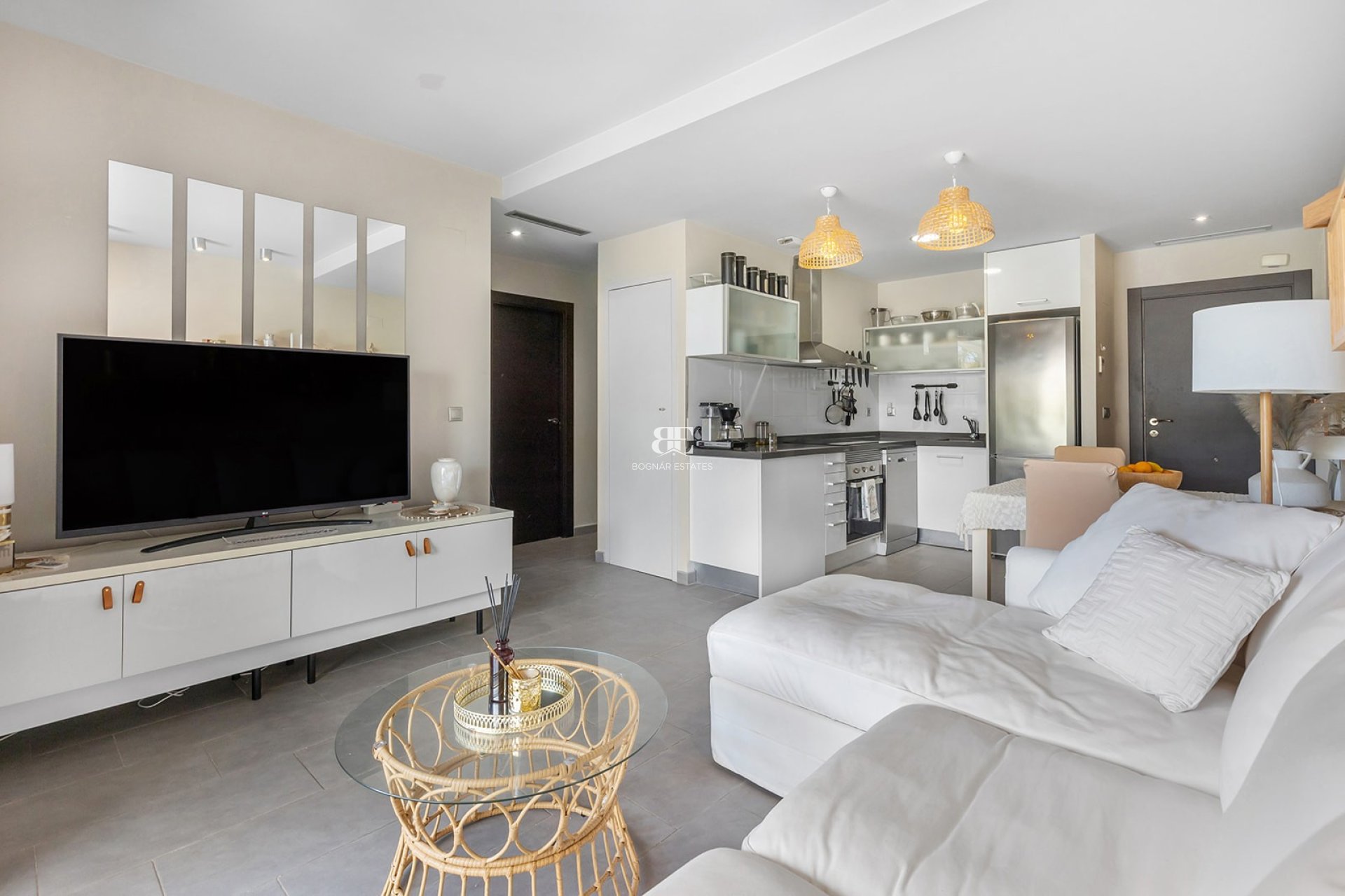 Herverkoop - apartment -
La Mata - Playa