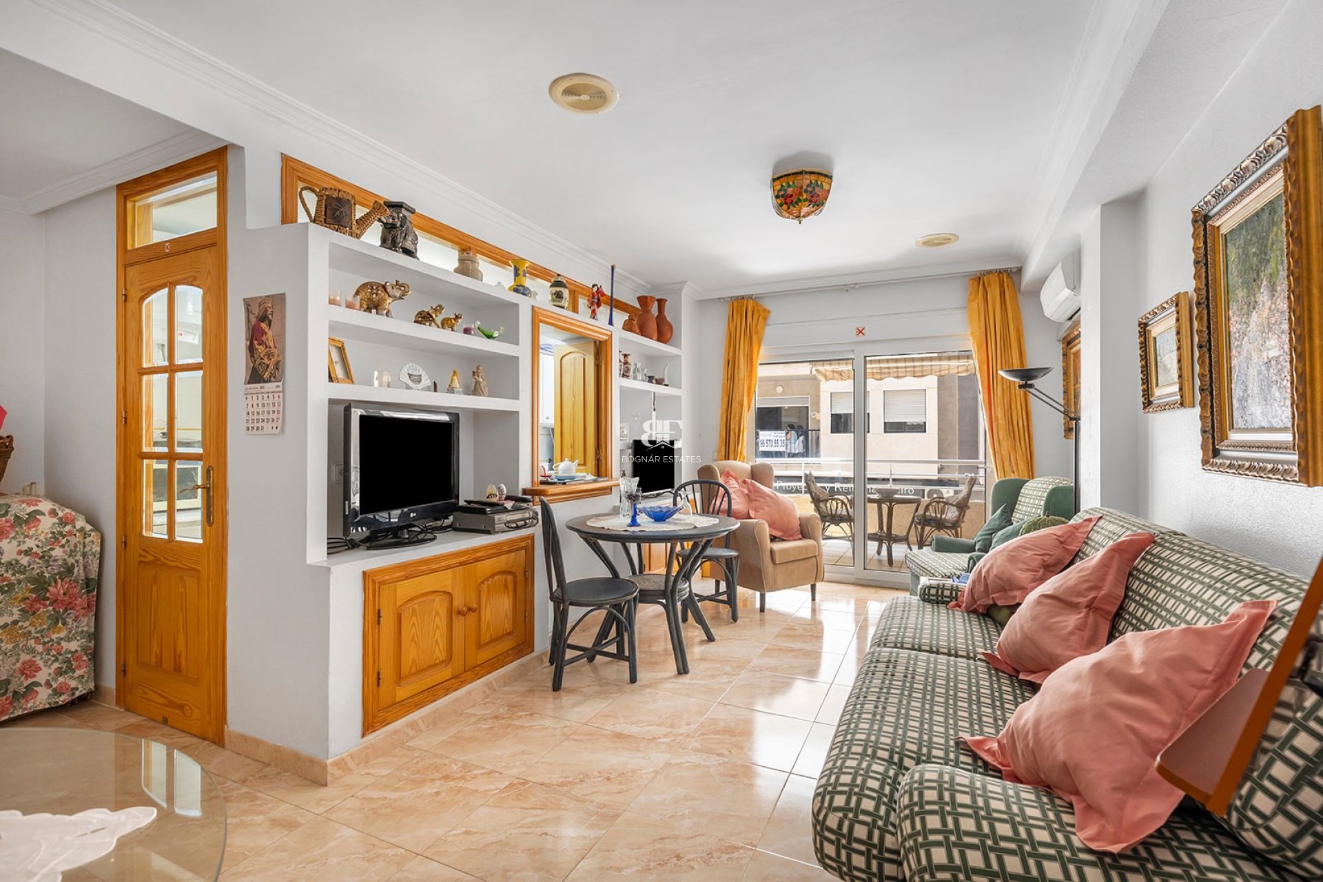 Herverkoop - apartment -
La Mata - Playa