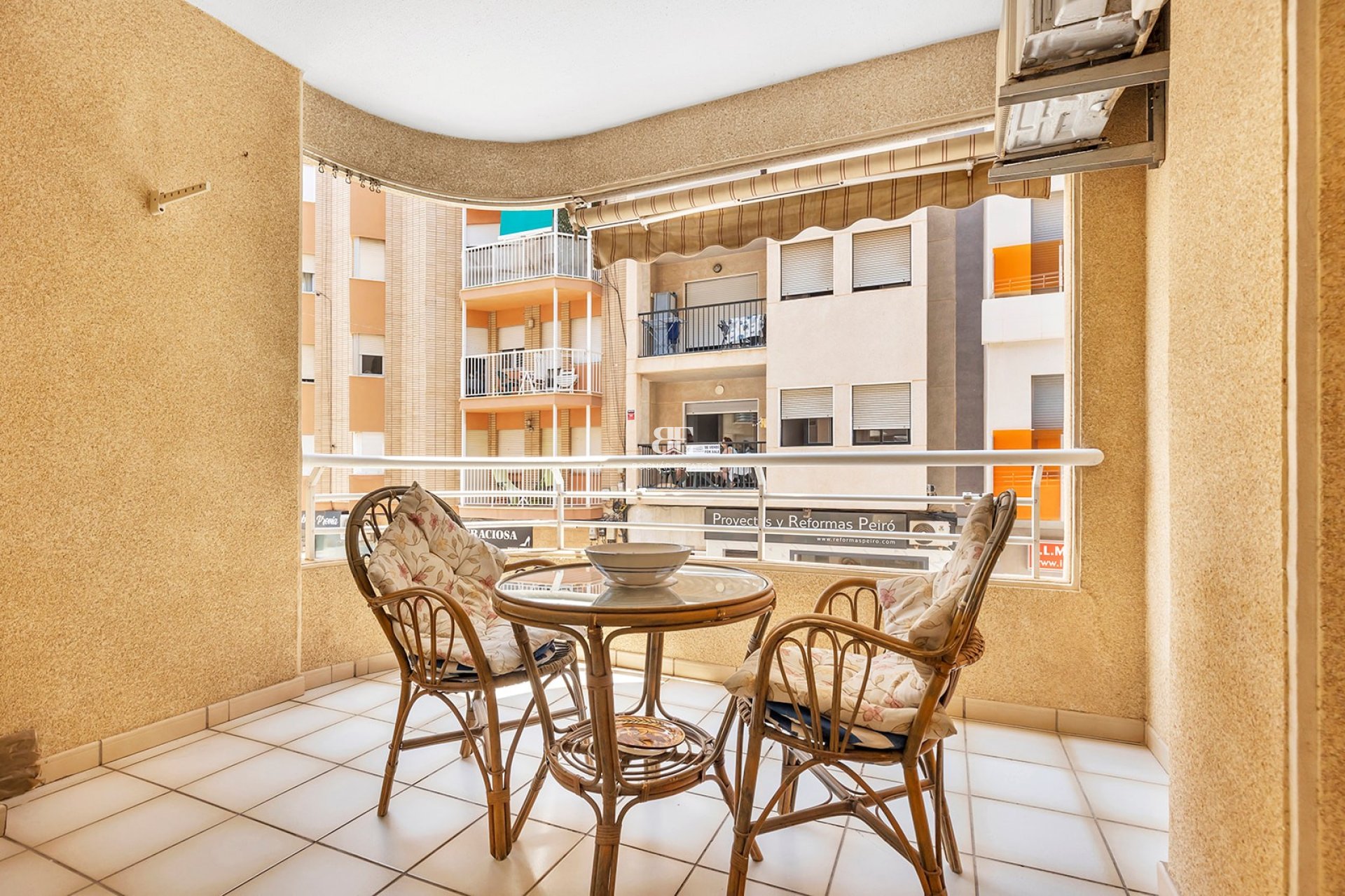 Herverkoop - apartment -
La Mata - Playa