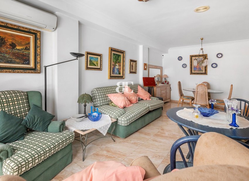 Herverkoop - apartment -
La Mata - Playa