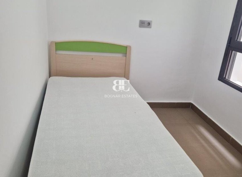 Herverkoop - apartment -
La Nucía - town