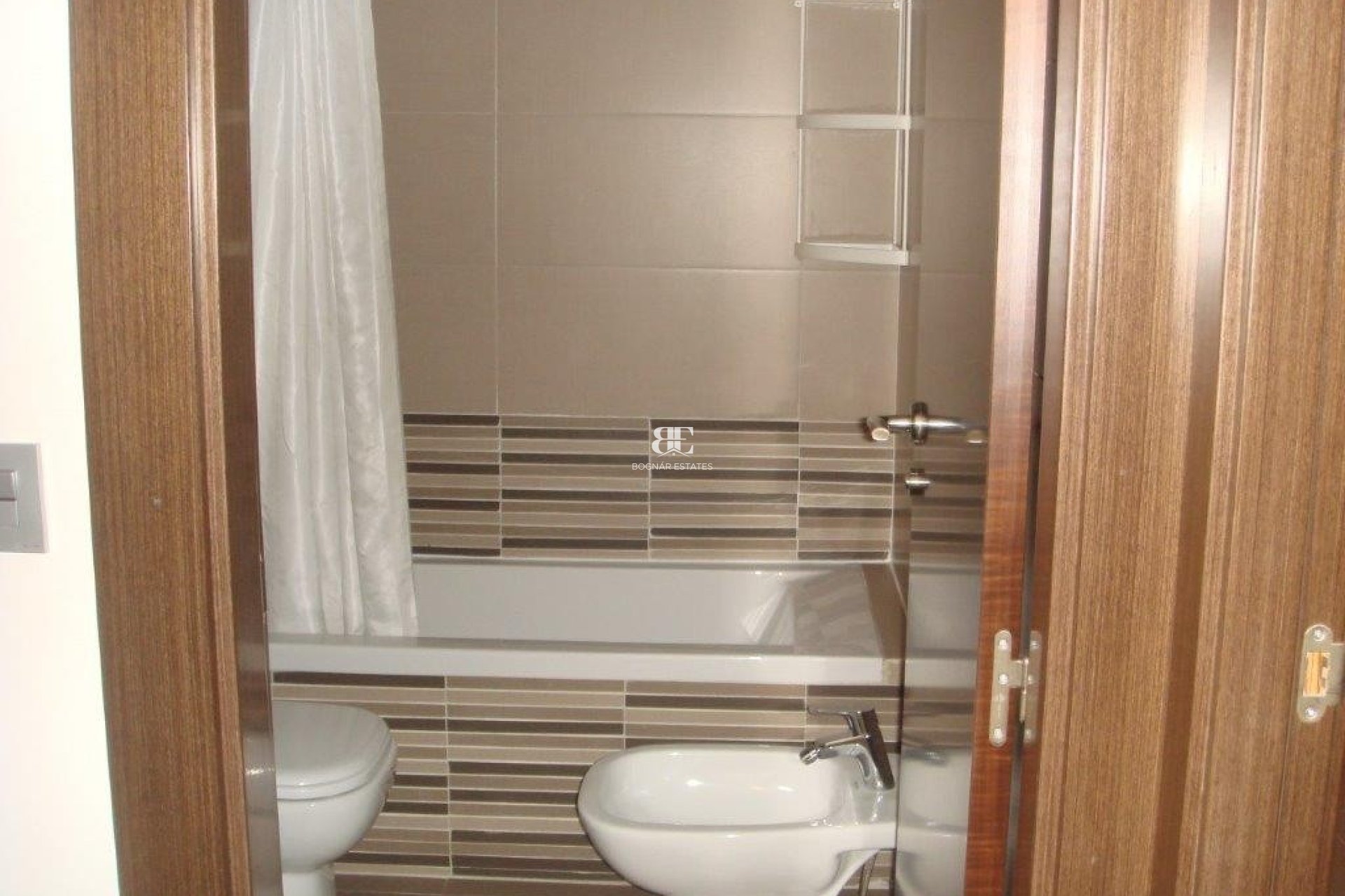 Herverkoop - apartment -
La Nucía - town