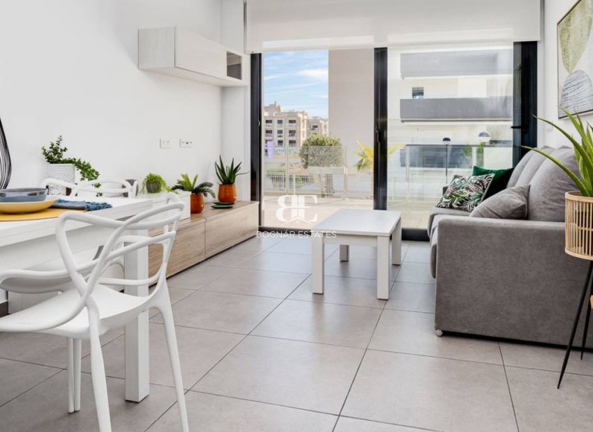 Herverkoop - apartment -
Los Alcazares
