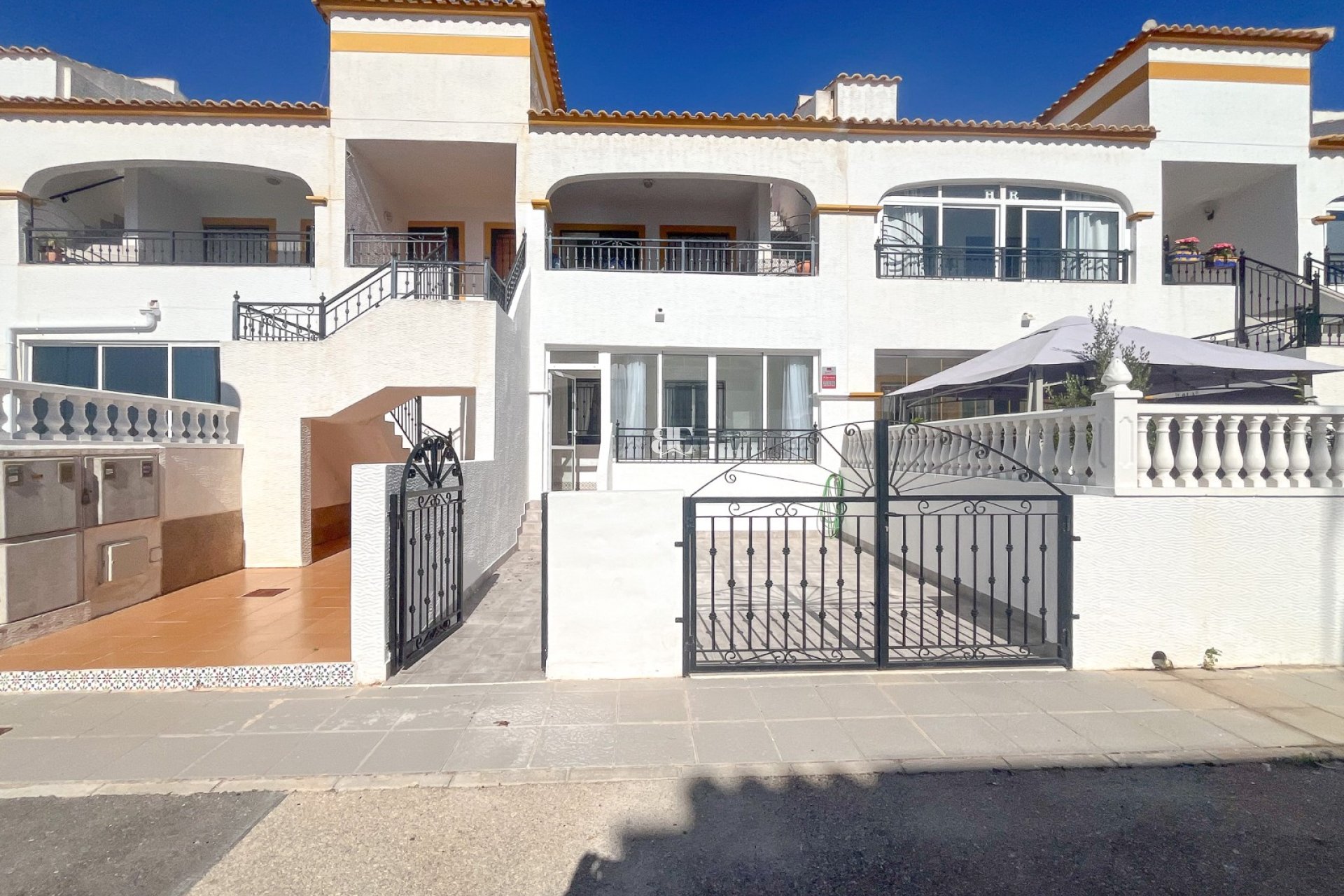 Herverkoop - apartment -
Los Montesinos - Entre Naranjos