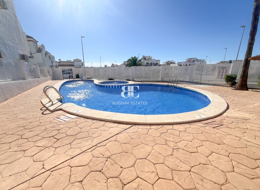 Herverkoop - apartment -
Los Montesinos - Entre Naranjos