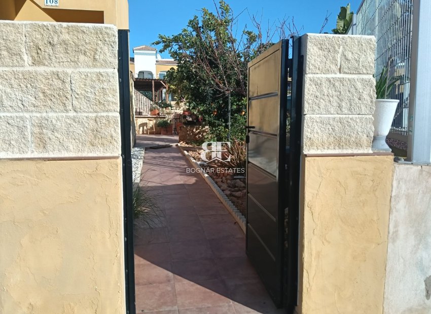 Herverkoop - apartment -
Los Montesinos - La Herrada