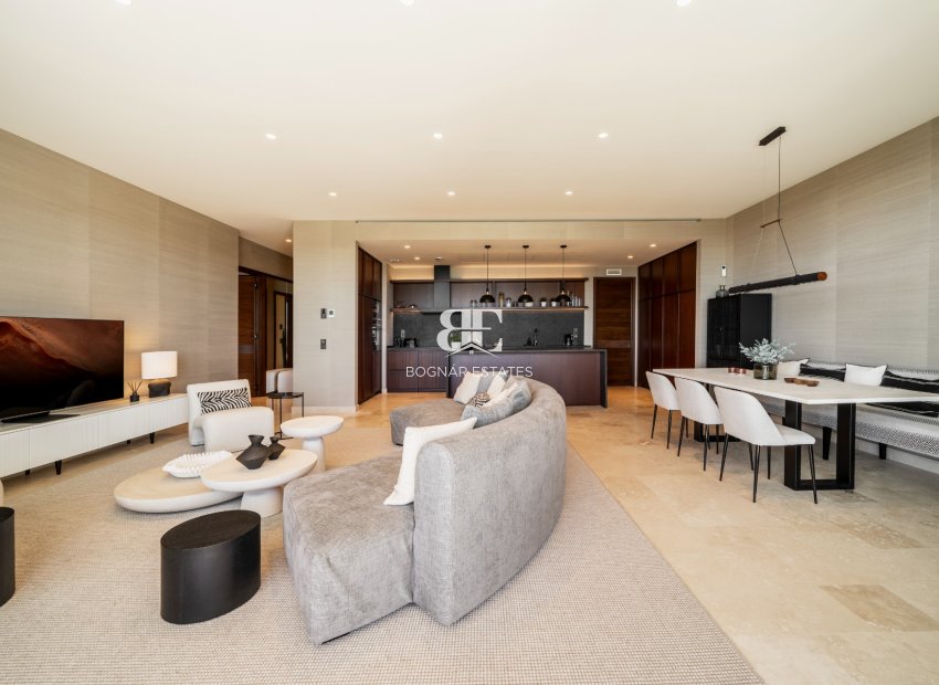 Herverkoop - apartment -
Malaga - Casares
