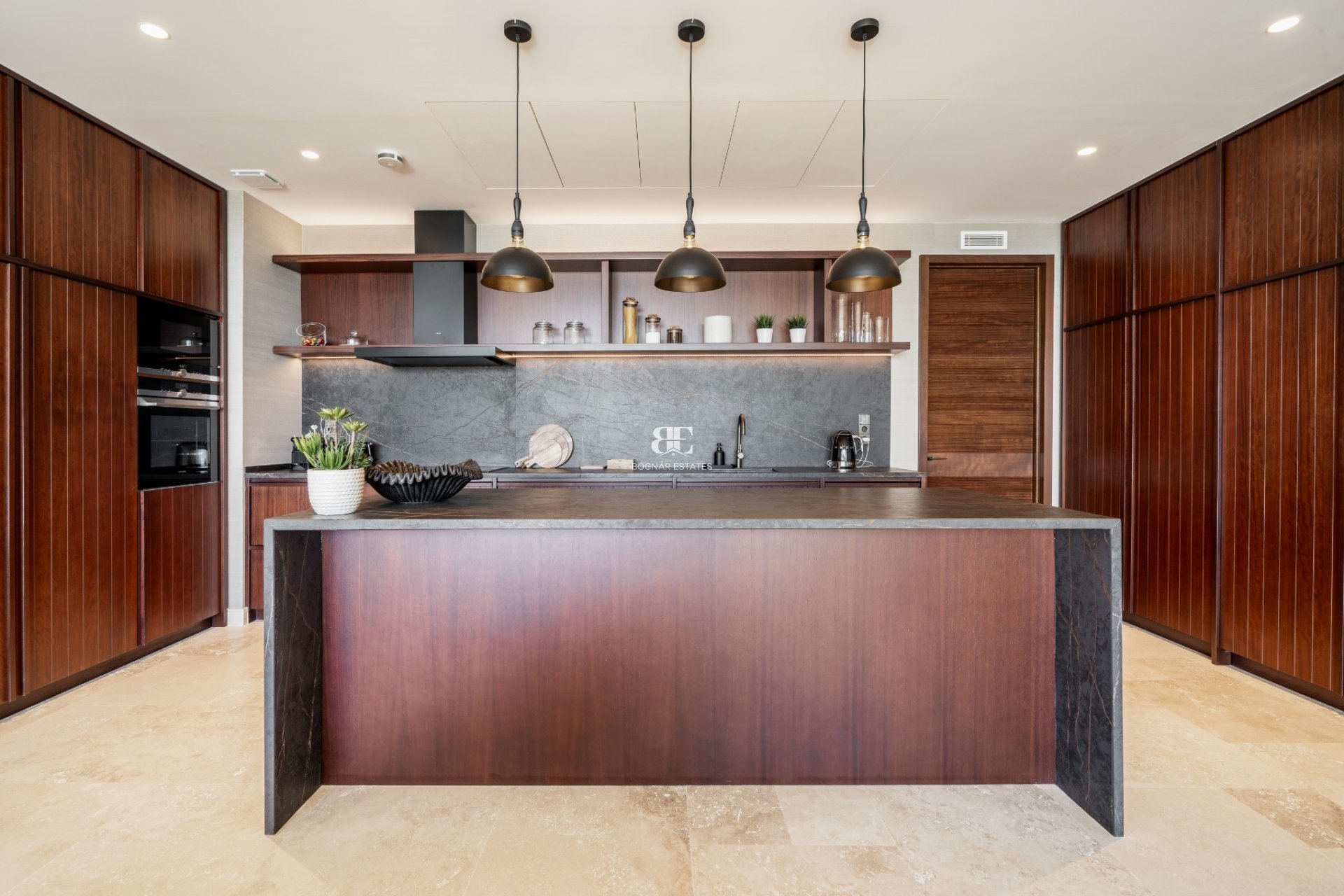 Herverkoop - apartment -
Malaga - Casares