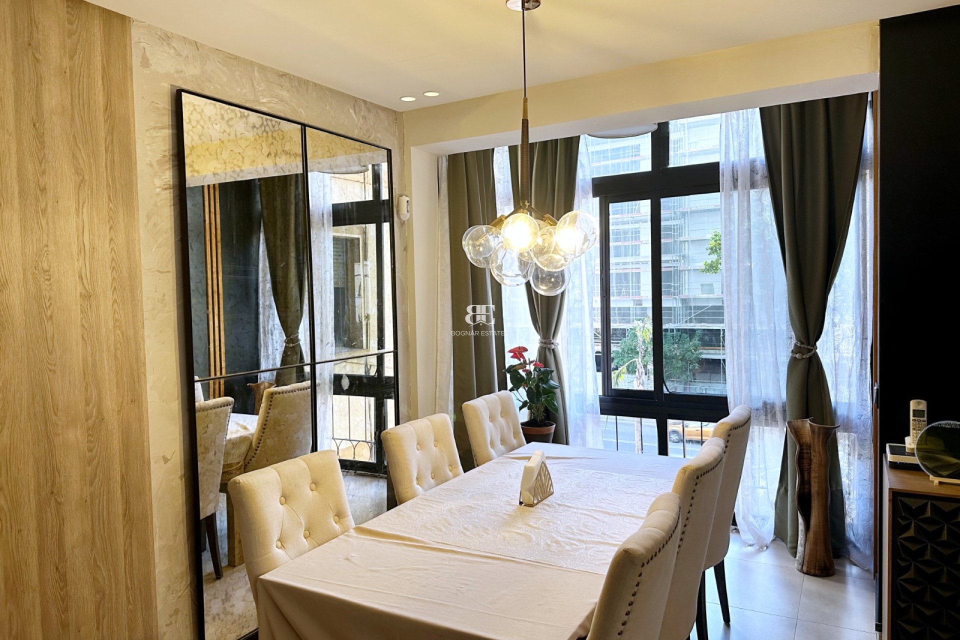 Herverkoop - apartment -
Marbella - Center