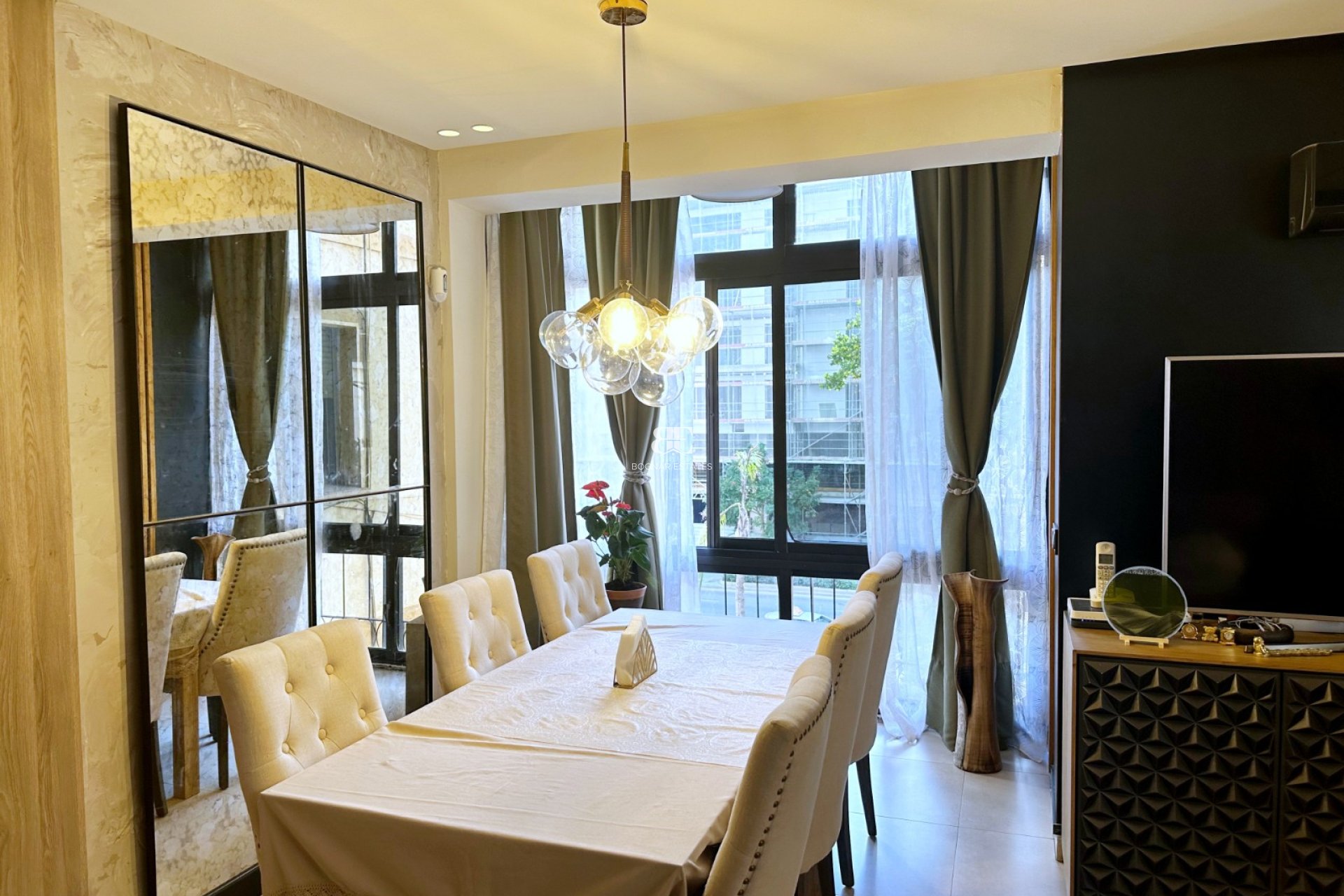 Herverkoop - apartment -
Marbella - Center