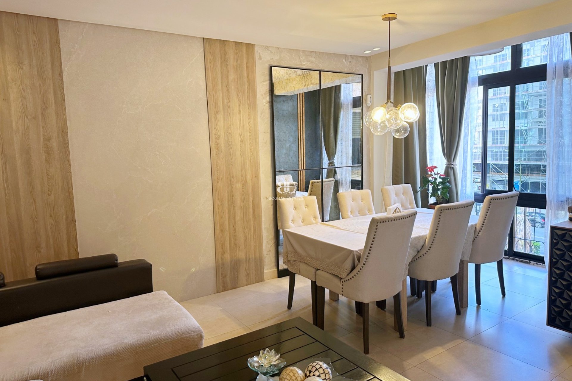 Herverkoop - apartment -
Marbella - Center
