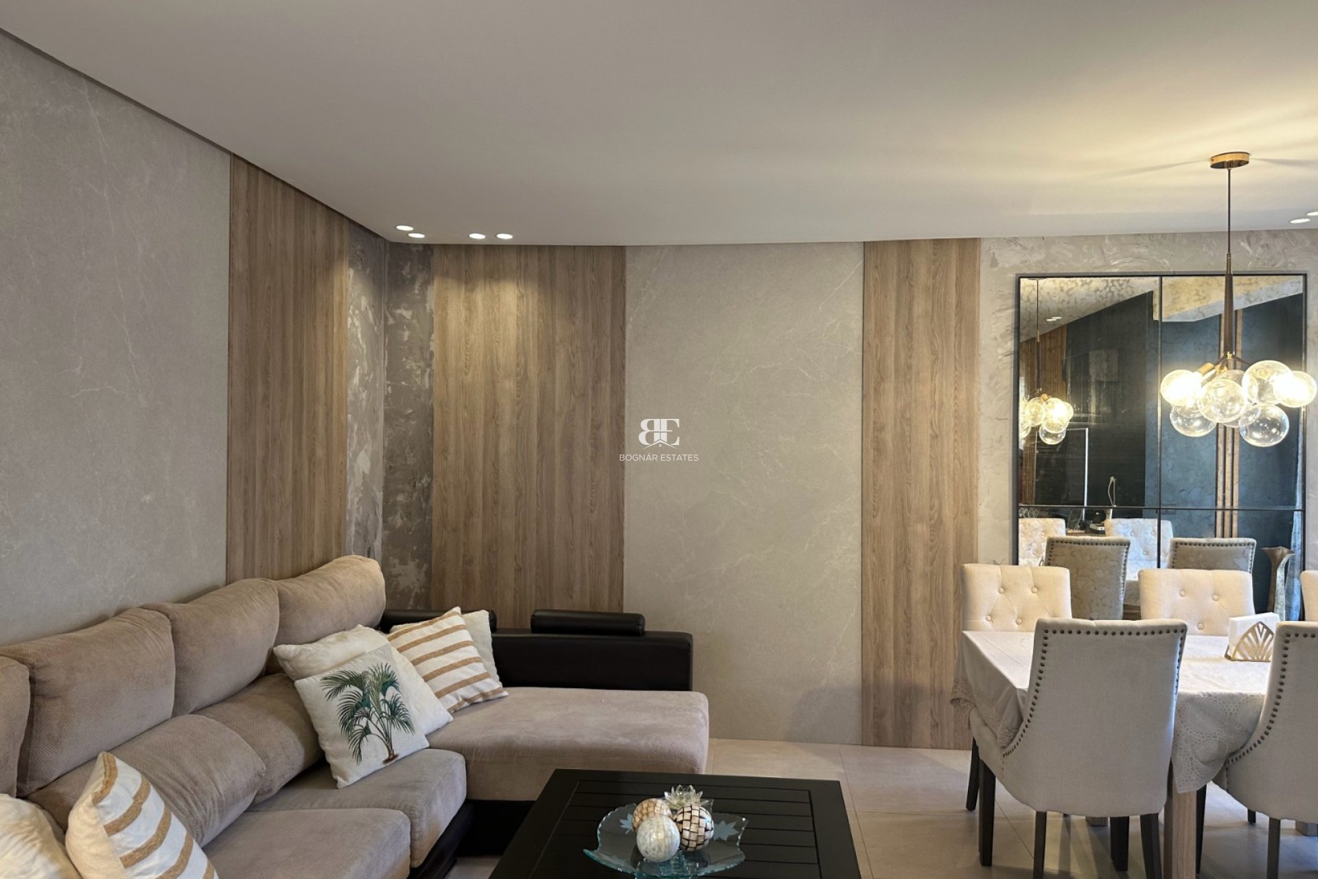 Herverkoop - apartment -
Marbella - Center