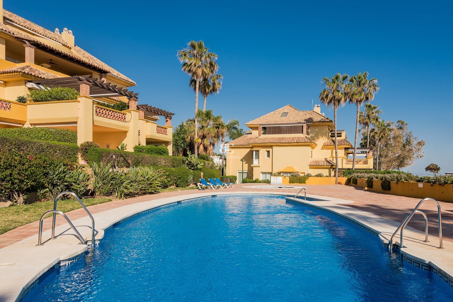 Herverkoop - apartment -
Marbella - East Marbella