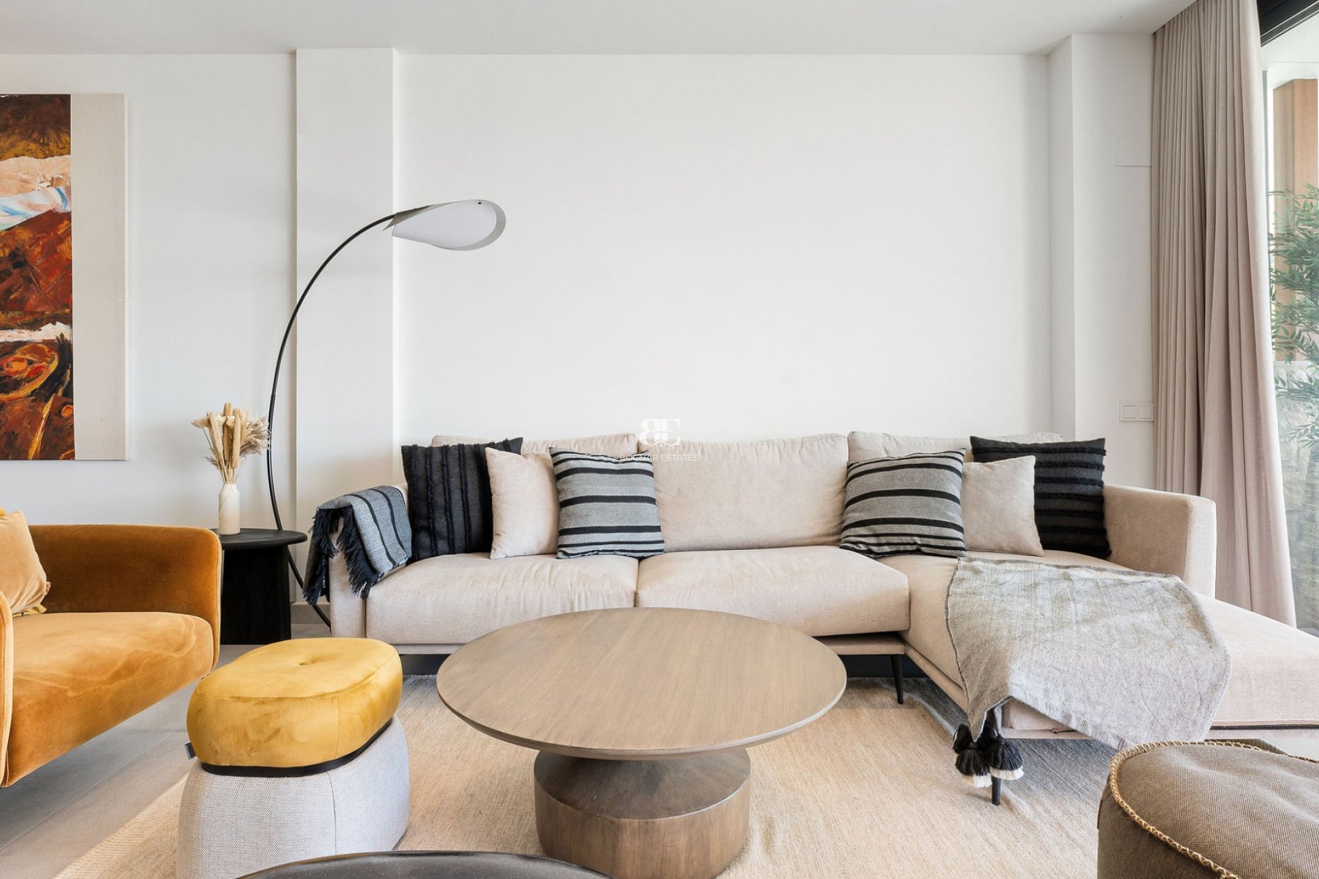 Herverkoop - apartment -
Marbella - Elviria