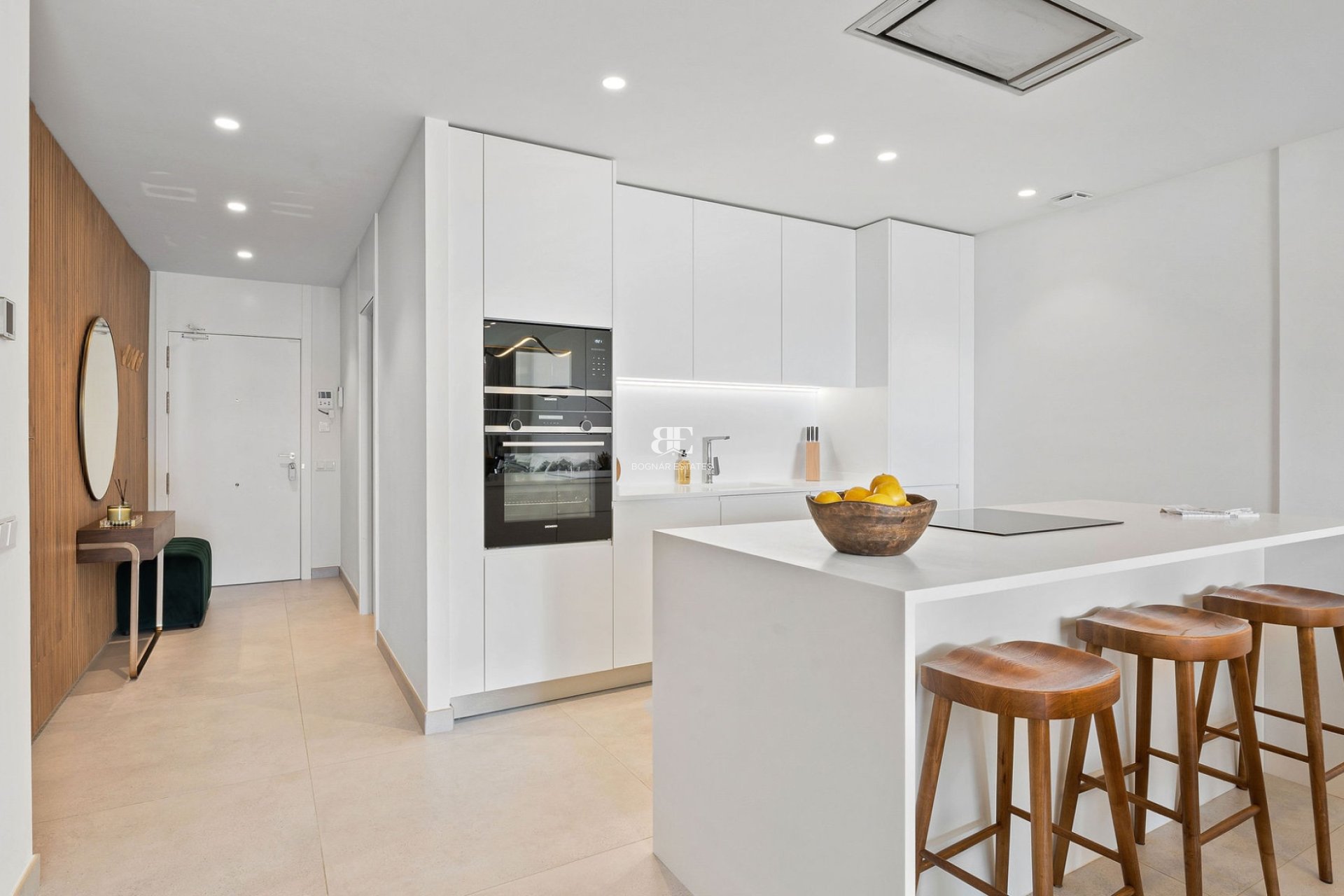 Herverkoop - apartment -
Marbella - Elviria