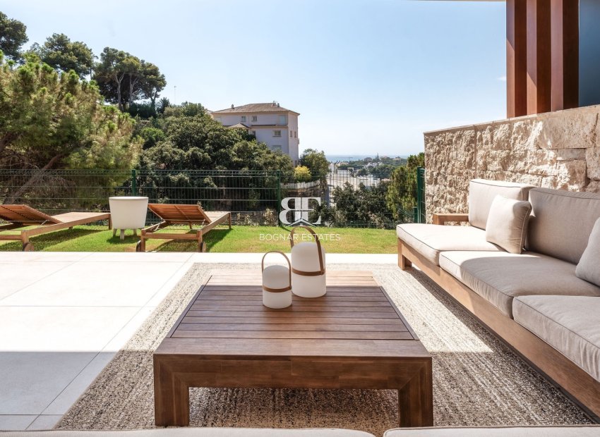 Herverkoop - apartment -
Marbella - Elviria