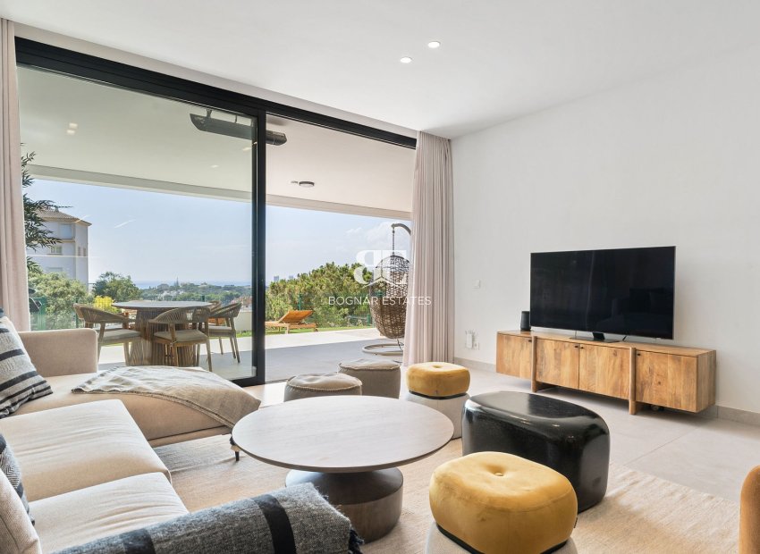 Herverkoop - apartment -
Marbella - Elviria