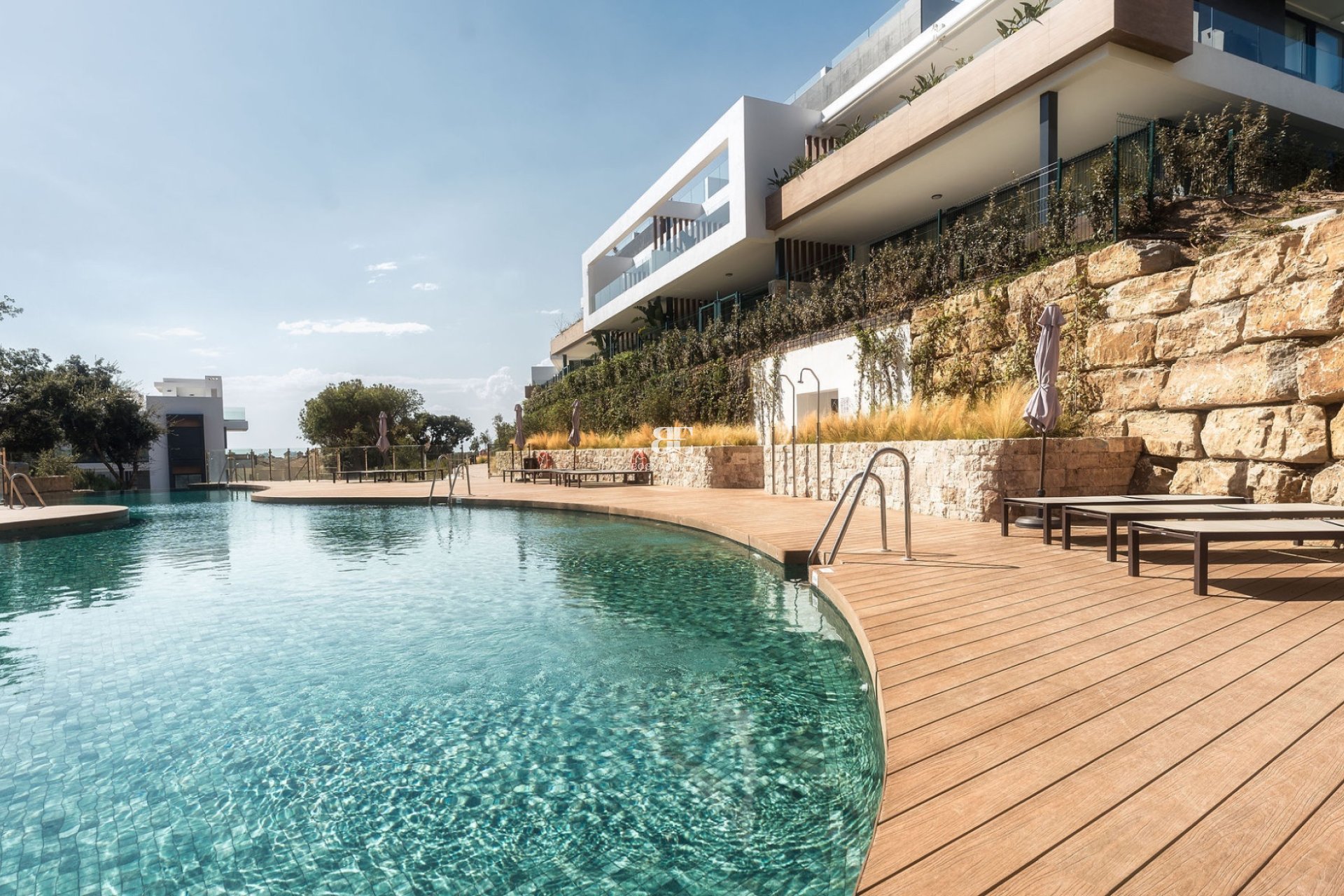 Herverkoop - apartment -
Marbella - Elviria