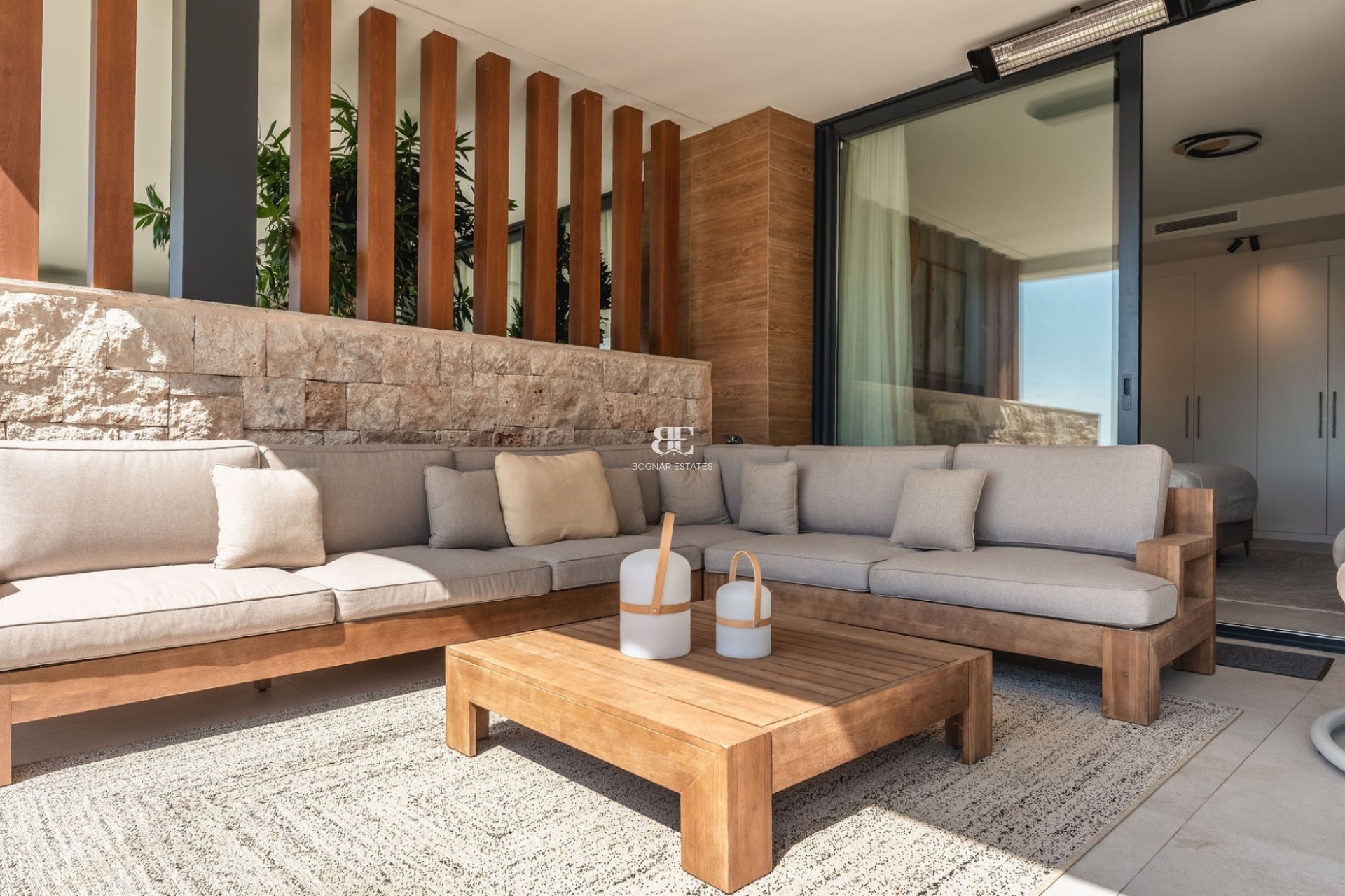 Herverkoop - apartment -
Marbella - Elviria