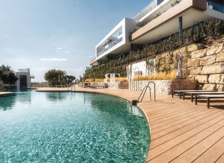 Herverkoop - apartment -
Marbella - Elviria