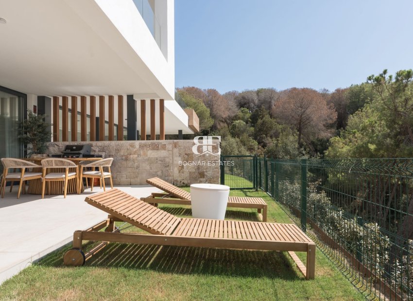 Herverkoop - apartment -
Marbella - Elviria