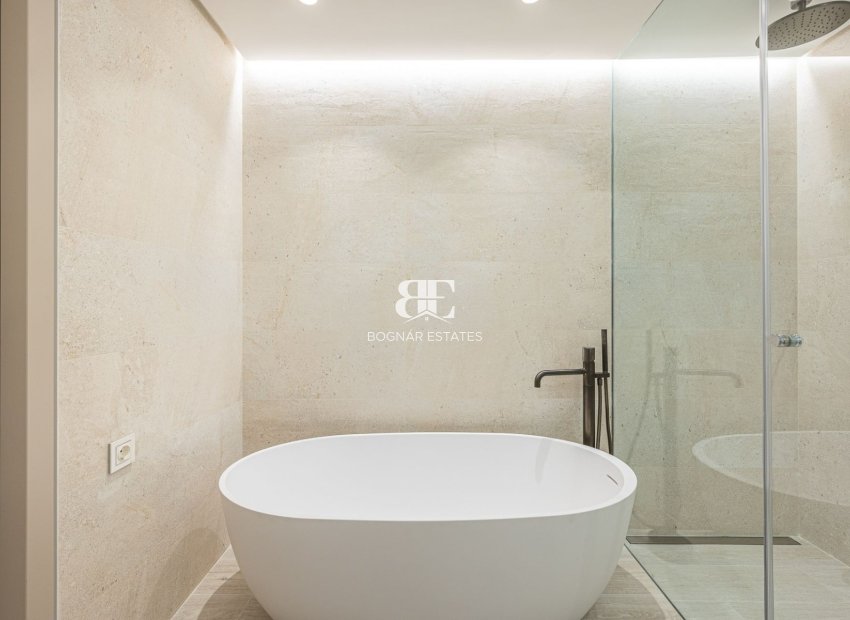 Herverkoop - apartment -
Marbella - Golden Mile