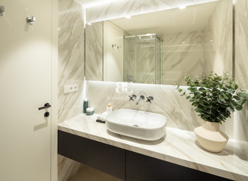 Herverkoop - apartment -
Marbella - Golden Mile