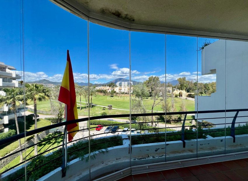 Herverkoop - apartment -
Marbella - Guadalmina Alta