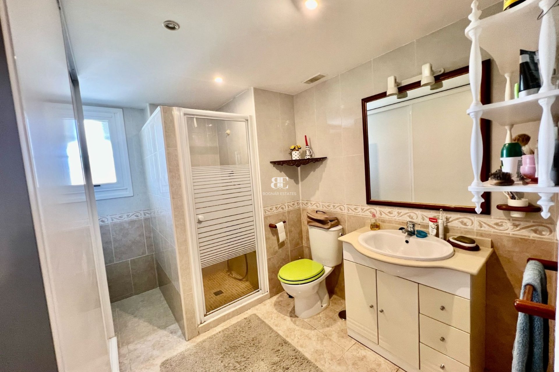 Herverkoop - apartment -
Marbella - Guadalmina Alta