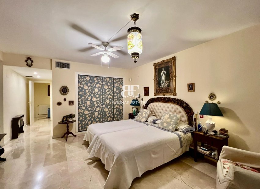 Herverkoop - apartment -
Marbella - Guadalmina Alta