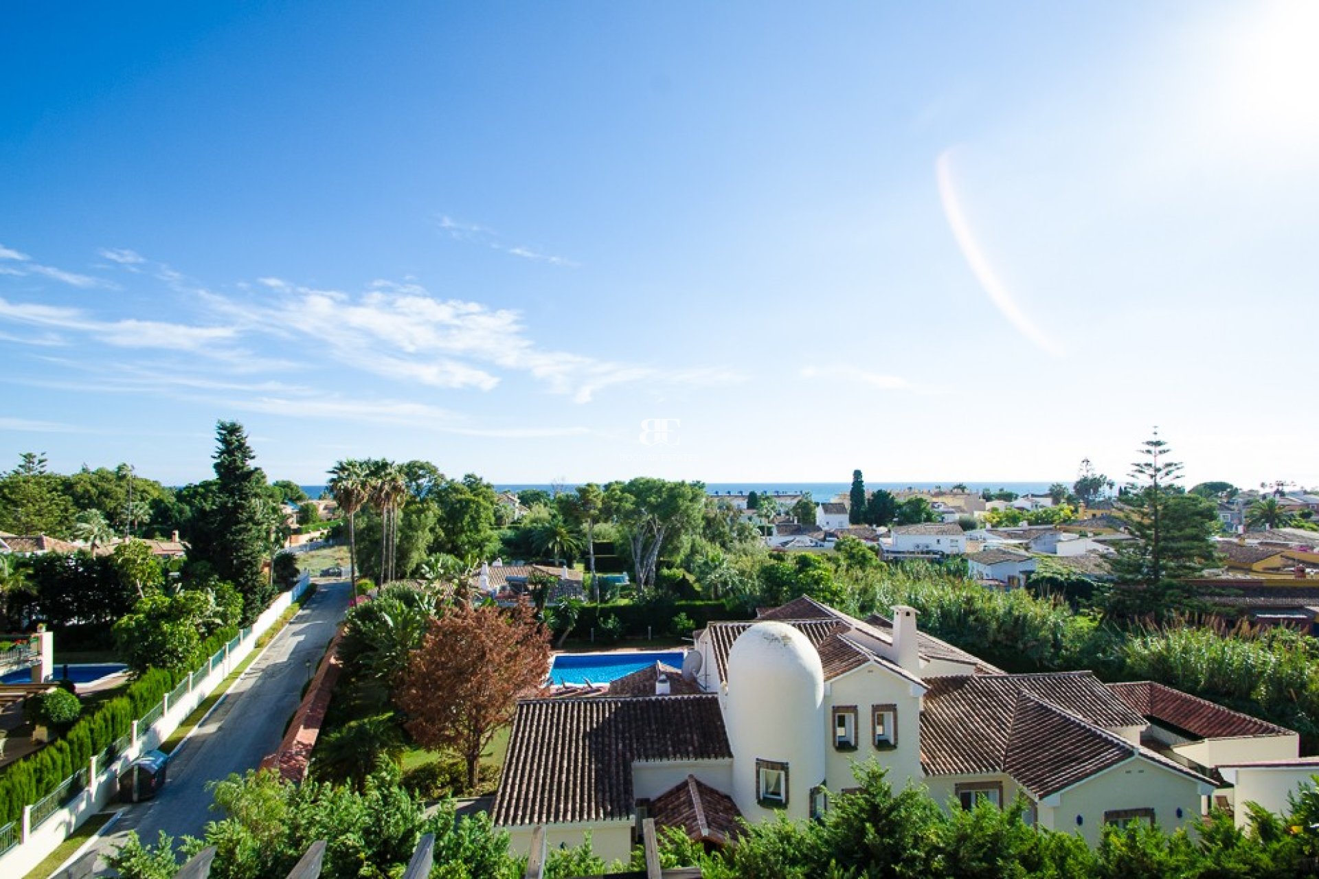 Herverkoop - apartment -
Marbella - La Mairena