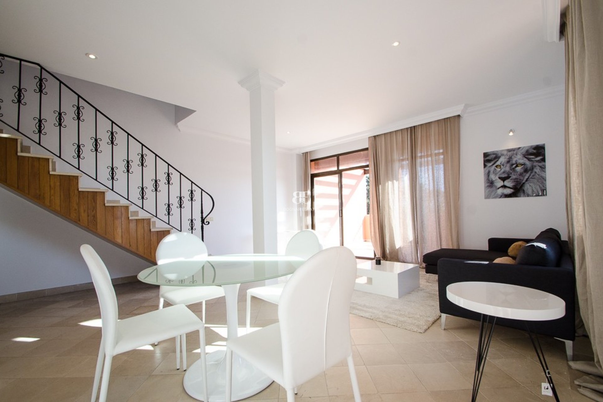 Herverkoop - apartment -
Marbella - La Mairena