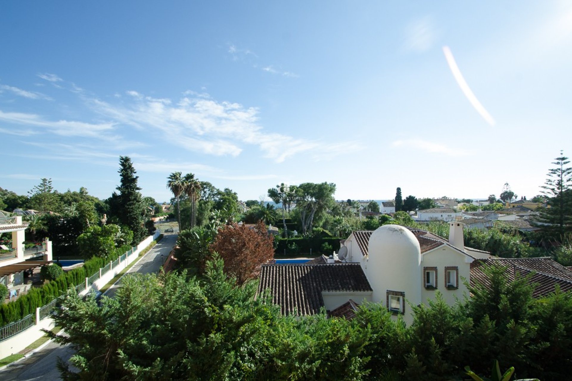 Herverkoop - apartment -
Marbella - La Mairena