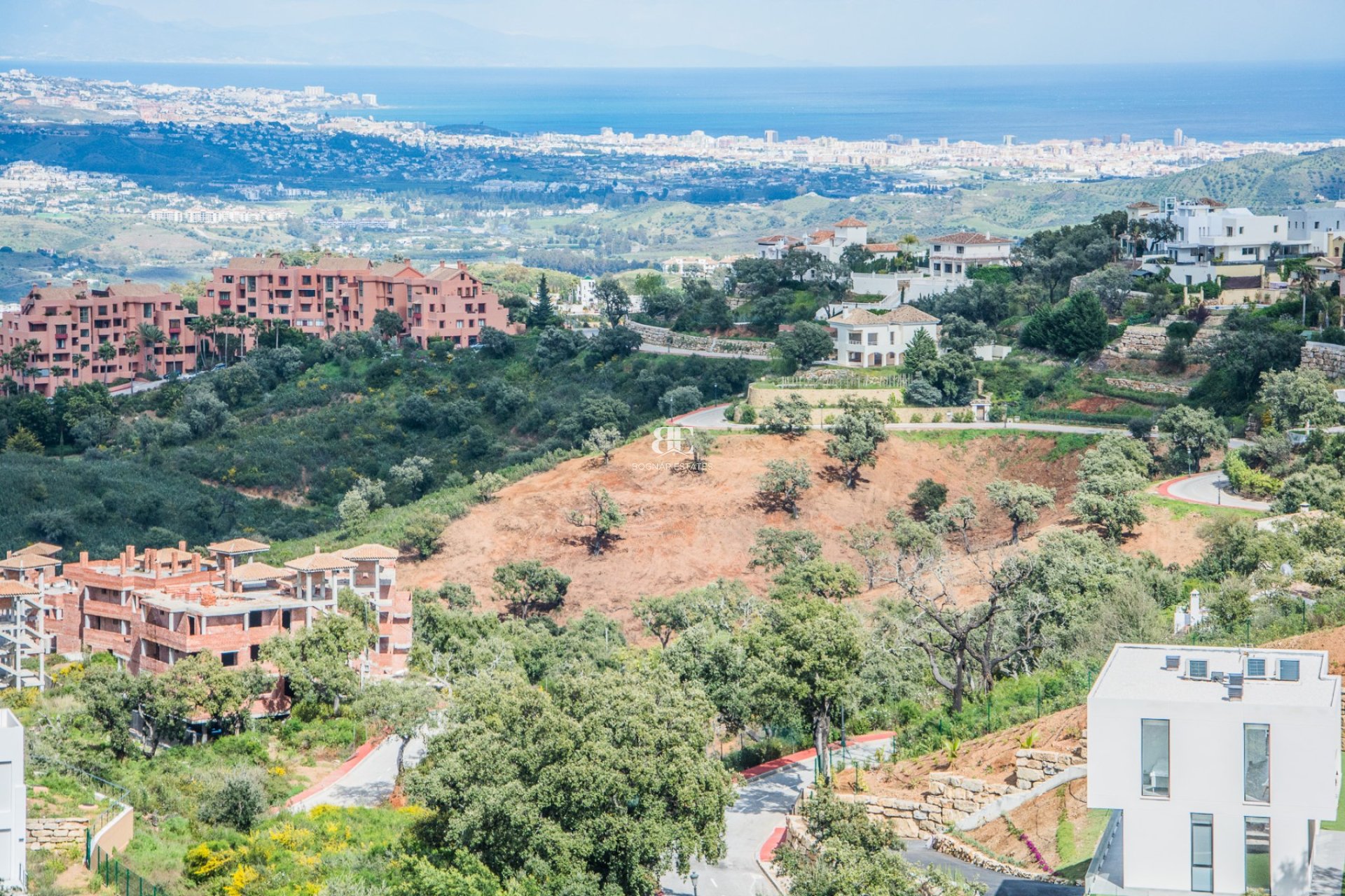 Herverkoop - apartment -
Marbella - La Mairena