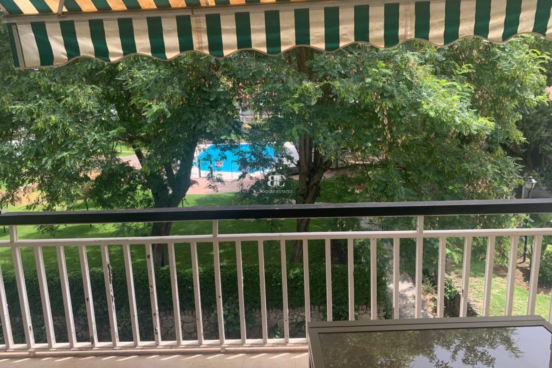 Herverkoop - apartment -
Marbella - Nagueles