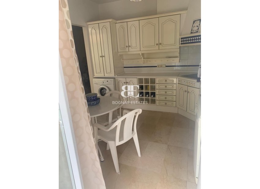 Herverkoop - apartment -
Marbella - Nagueles