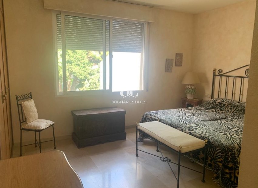 Herverkoop - apartment -
Marbella - Nagueles